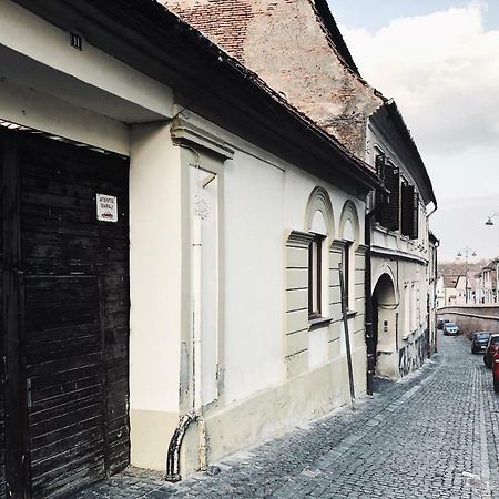 Old Town Studio Apartment Sibiu Exterior photo