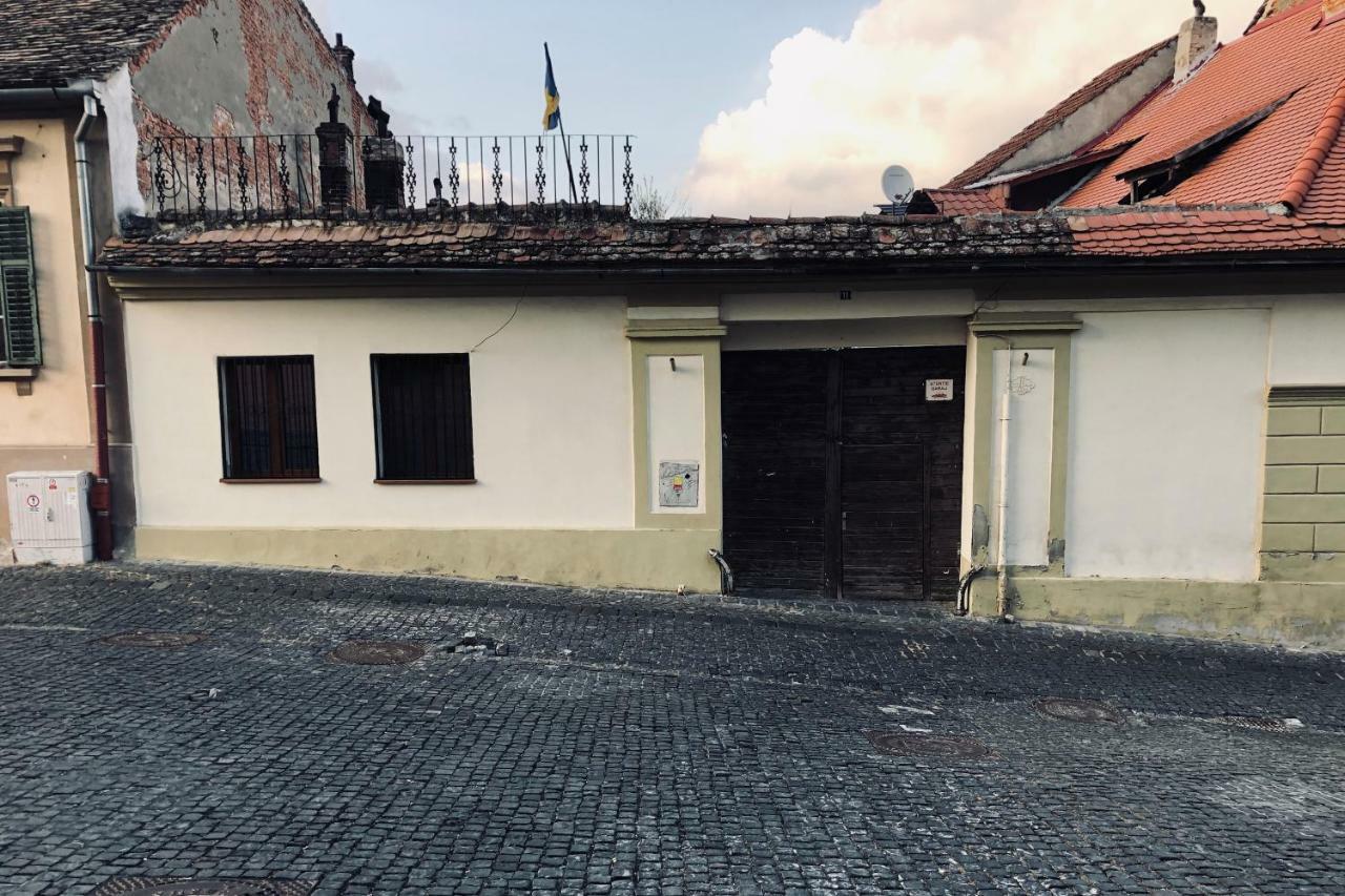 Old Town Studio Apartment Sibiu Exterior photo